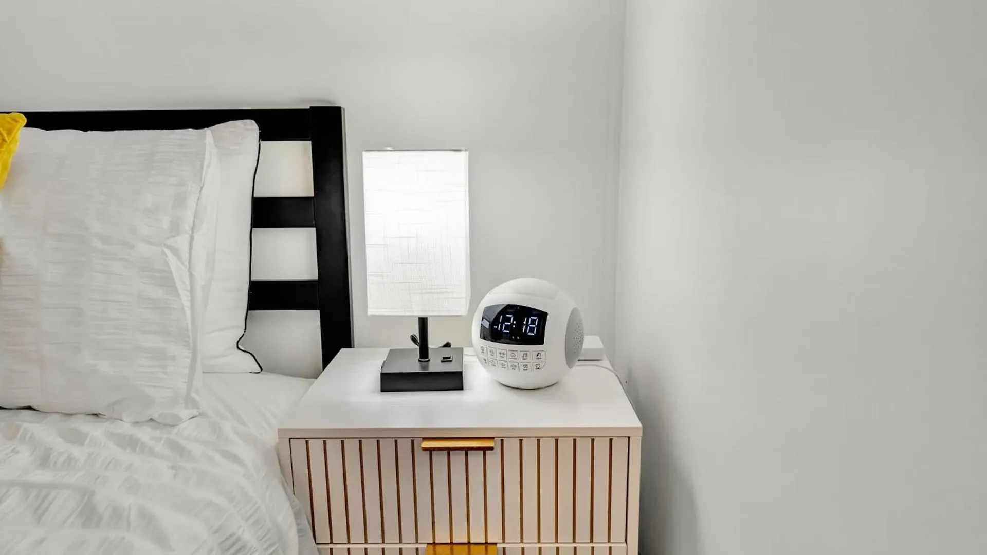 Spacious Studio W Free Parking Near Hospitals ルイスビル 米国