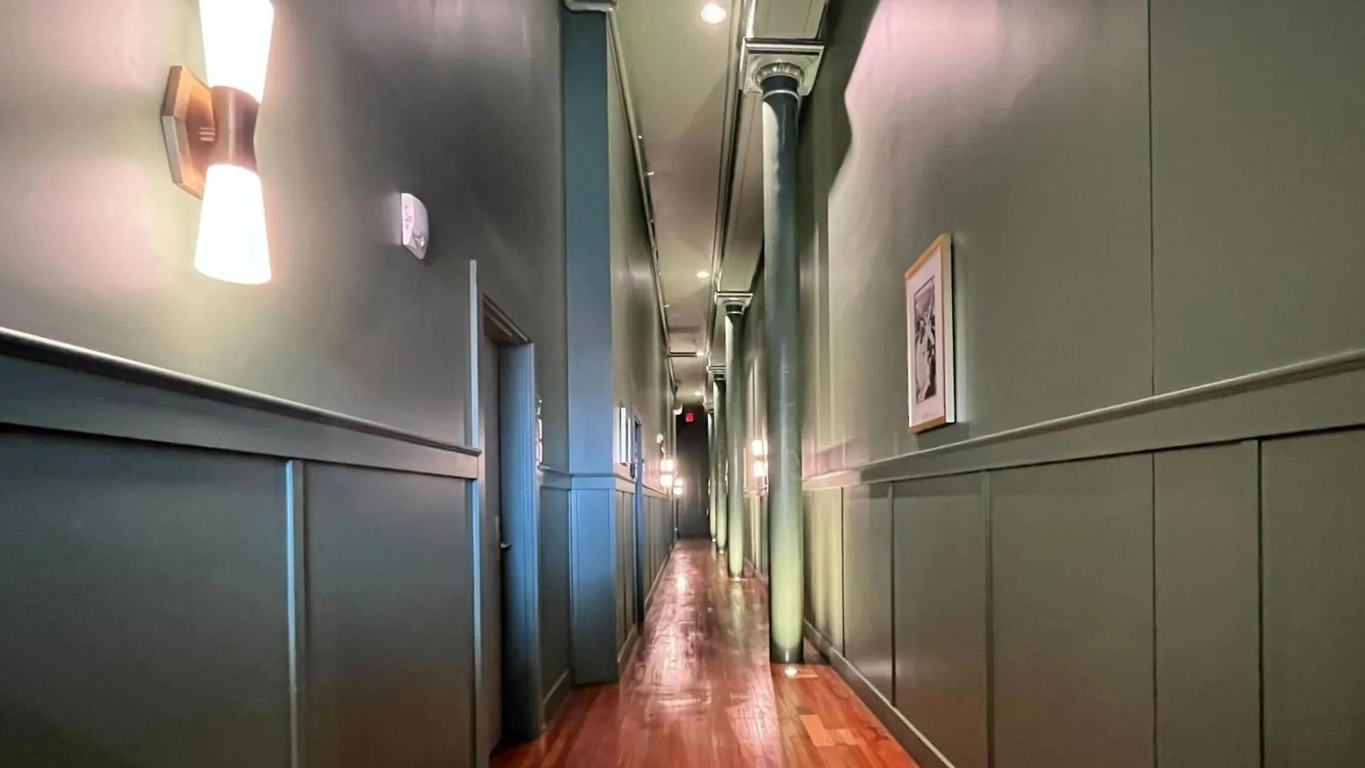 Spacious Studio W Free Parking Near Hospitals ルイスビル
